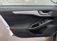 Ford Focus Kombi 999,0 92 kw