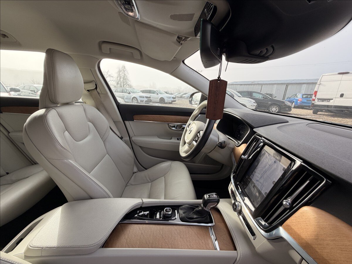 Volvo V90 Kombi 2,0 l 110 kw