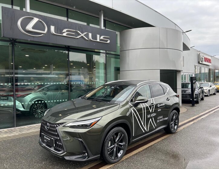 Lexus NX 450h+ SUV / Terénní 2,5 l 220 kw