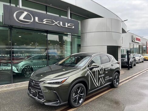 Lexus NX 450h+ SUV / Terénní 2,5 l 220 kw