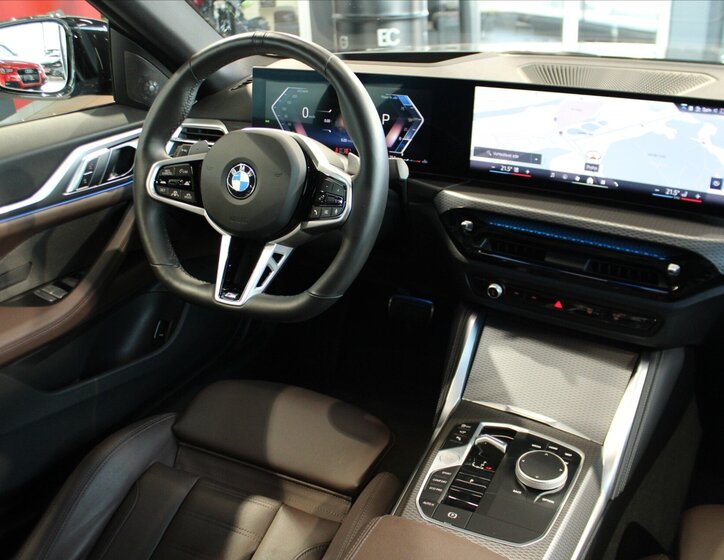 BMW Řada 4 Sedan / Limuzína 2,0 l 140 kw