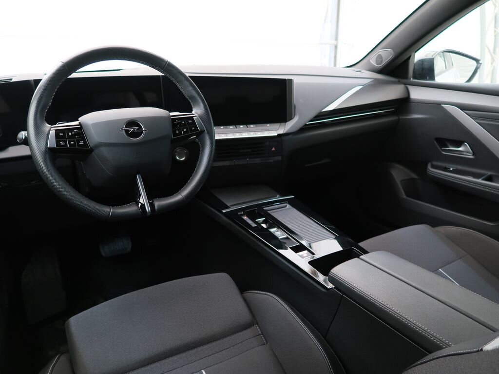 Opel Astra Hatchback 1,2 l 96 kw