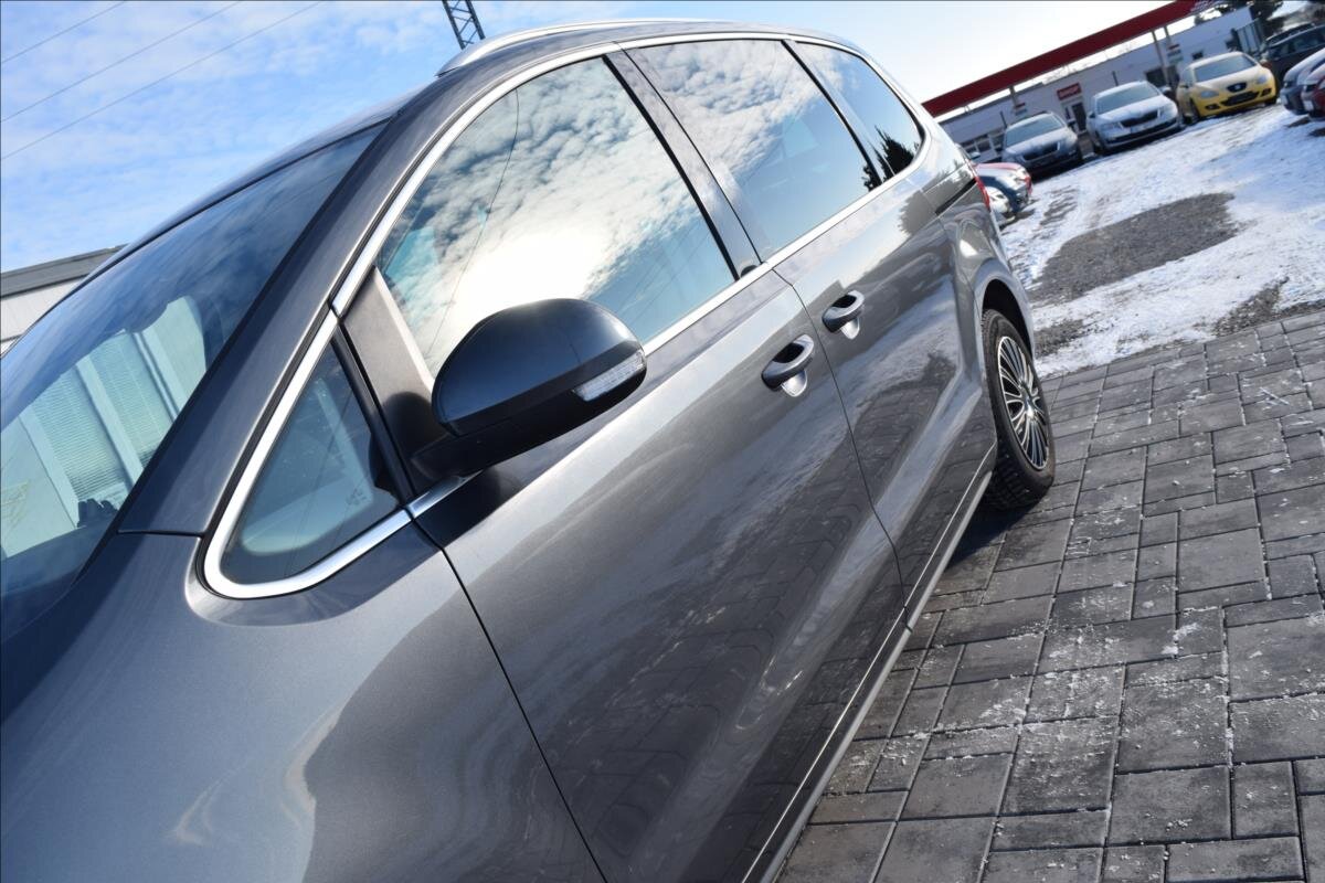 Seat Alhambra Kombi 2,0 l 135 kw