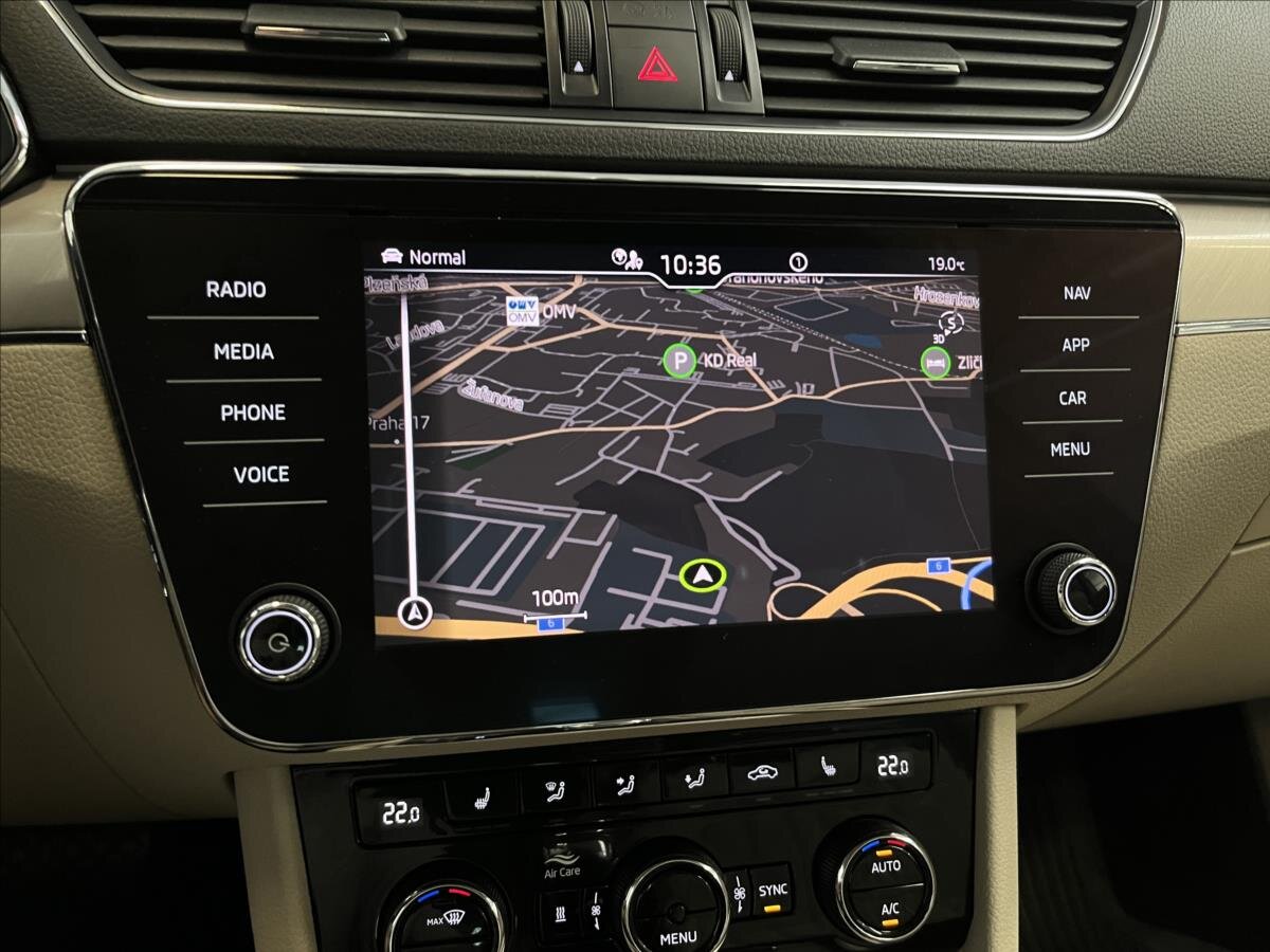 Škoda Superb Kombi 2,0 l 147 kw