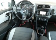 Volkswagen Polo 25