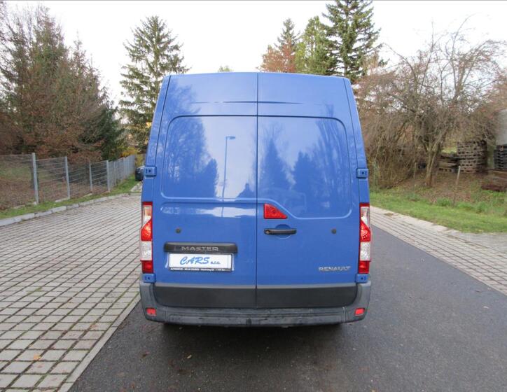 Renault Master 8