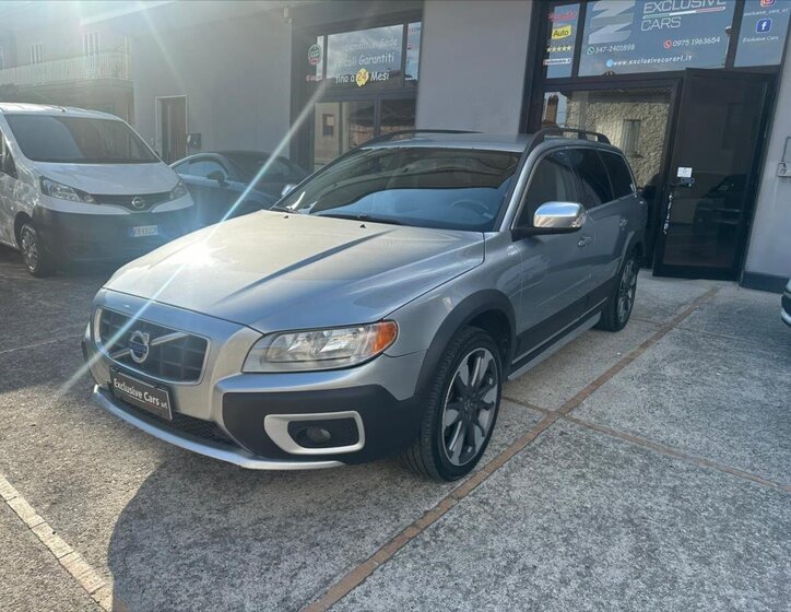 Volvo XC70 Kombi 2,4 l 151 kw