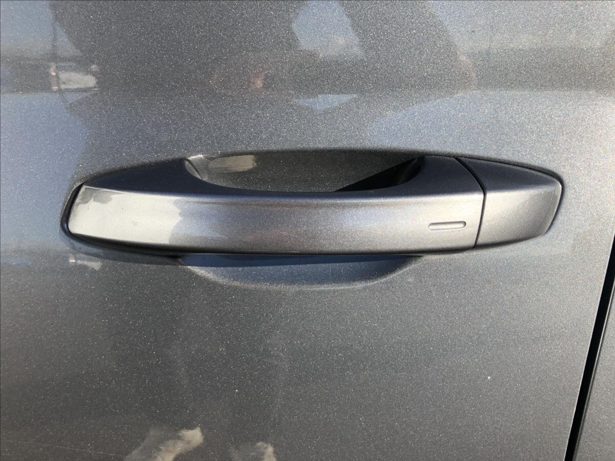 Škoda Scala Hatchback 1,5 l 110 kw