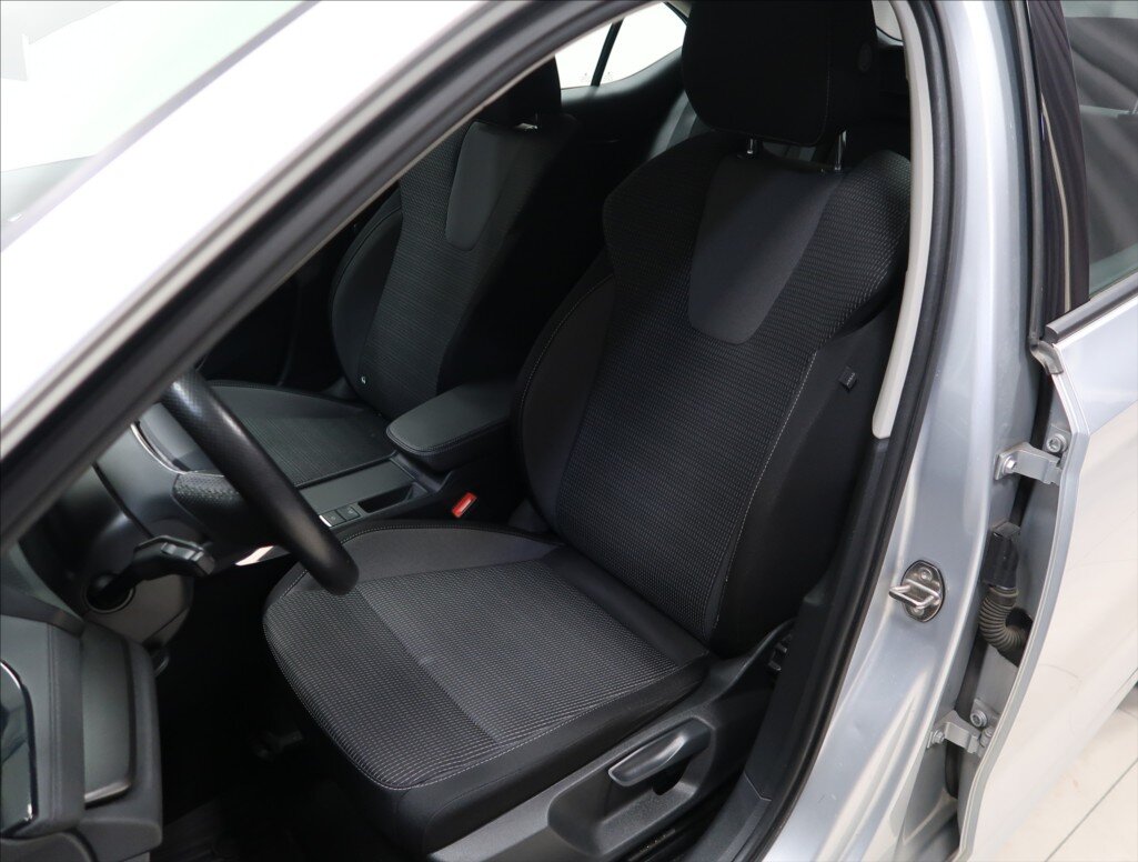 Škoda Octavia Liftback 2,0 l 85 kw