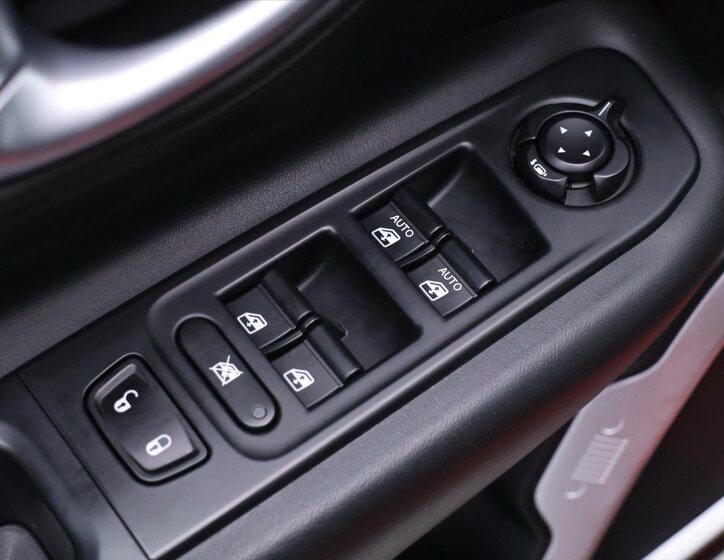 Jeep Renegade SUV 2,0 l 510 kw