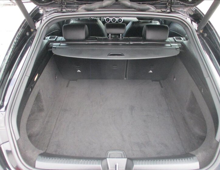 Mercedes-Benz CLA Kombi 1,5 l 85 kw