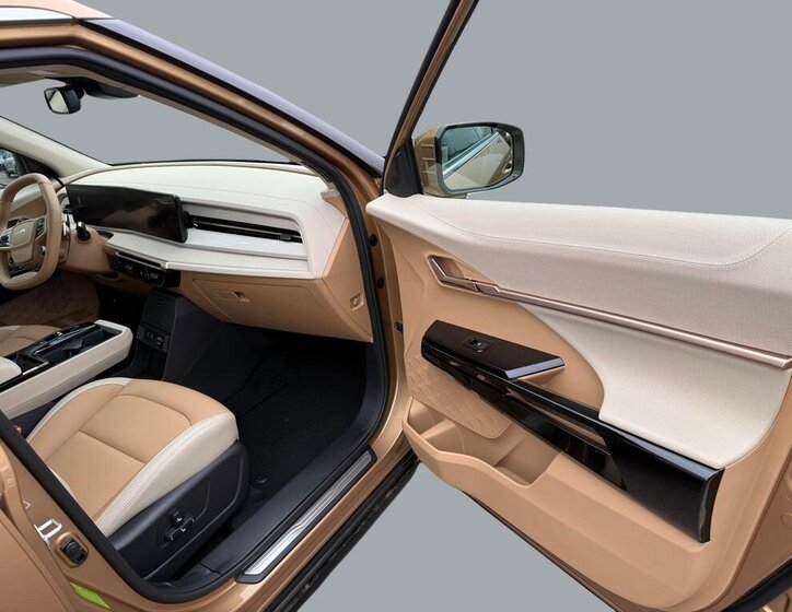 Ostatní Ostatní SUV 1,5 l 120 kw