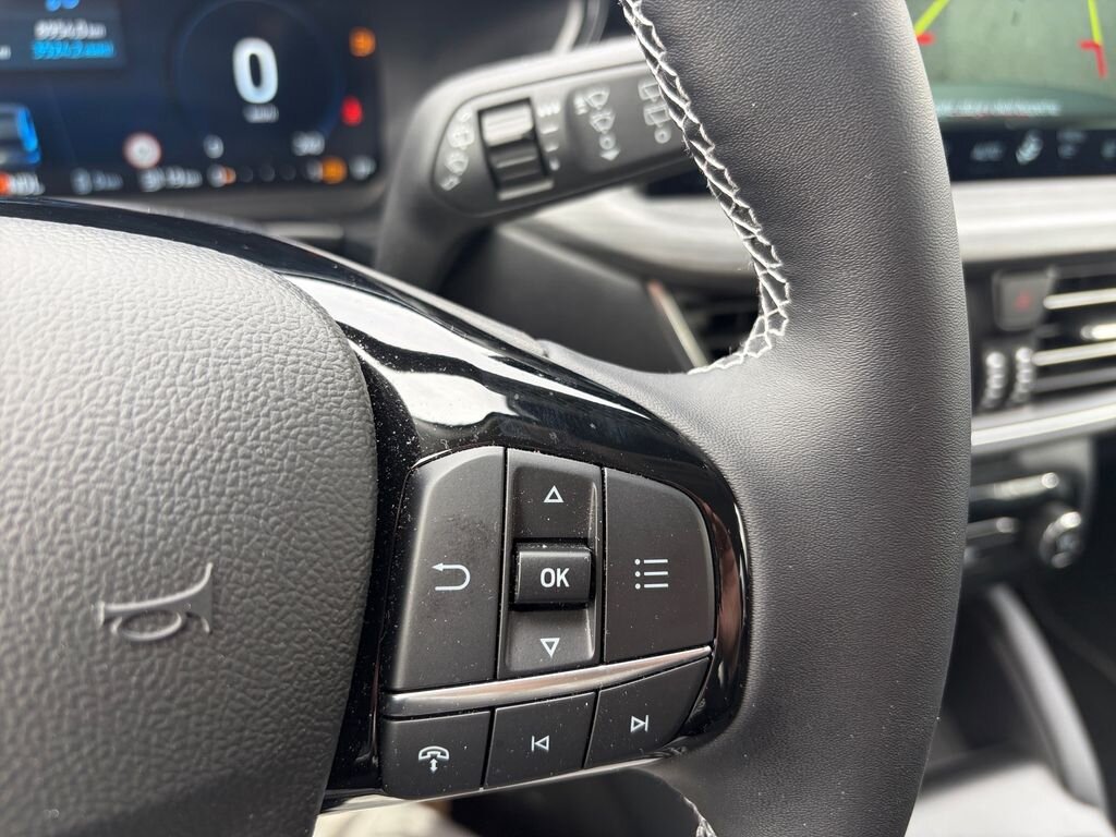 Ford Kuga SUV / Terénní 2,5 l 178 kw