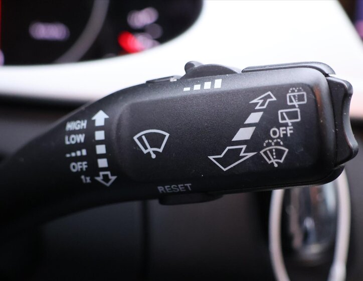 Audi A4 Kombi 2,0 l 105 kw