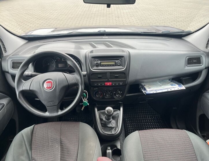 Fiat Dobló 9
