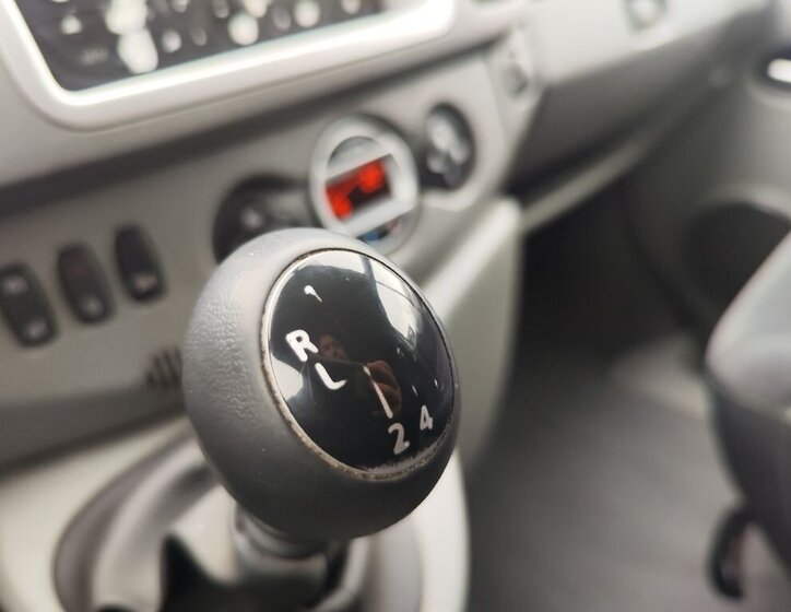 Renault Trafic VAN / Minibus 2,0 l 84 kw