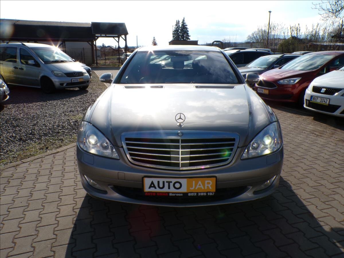 Mercedes-Benz Třídy S Sedan / Limuzína 3,0 l 173 kw