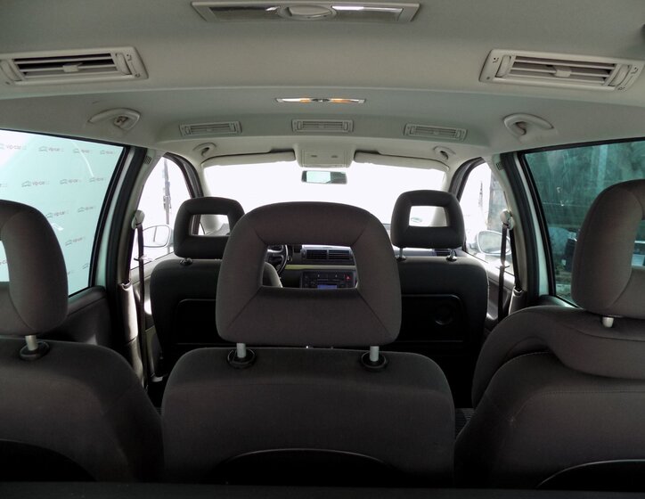 Volkswagen Sharan 12