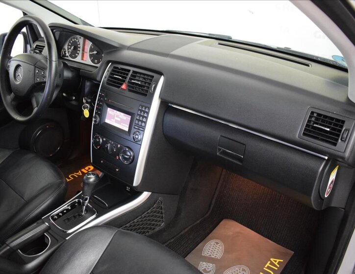 Mercedes-Benz Třídy B Hatchback 1,5 l 70 kw