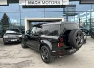 Land Rover Defender 6