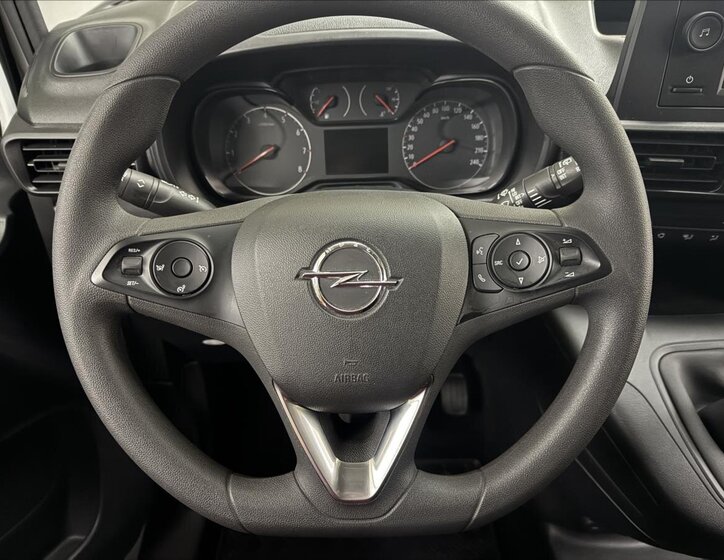 Opel Combo Skříň 1,5 l 75 kw