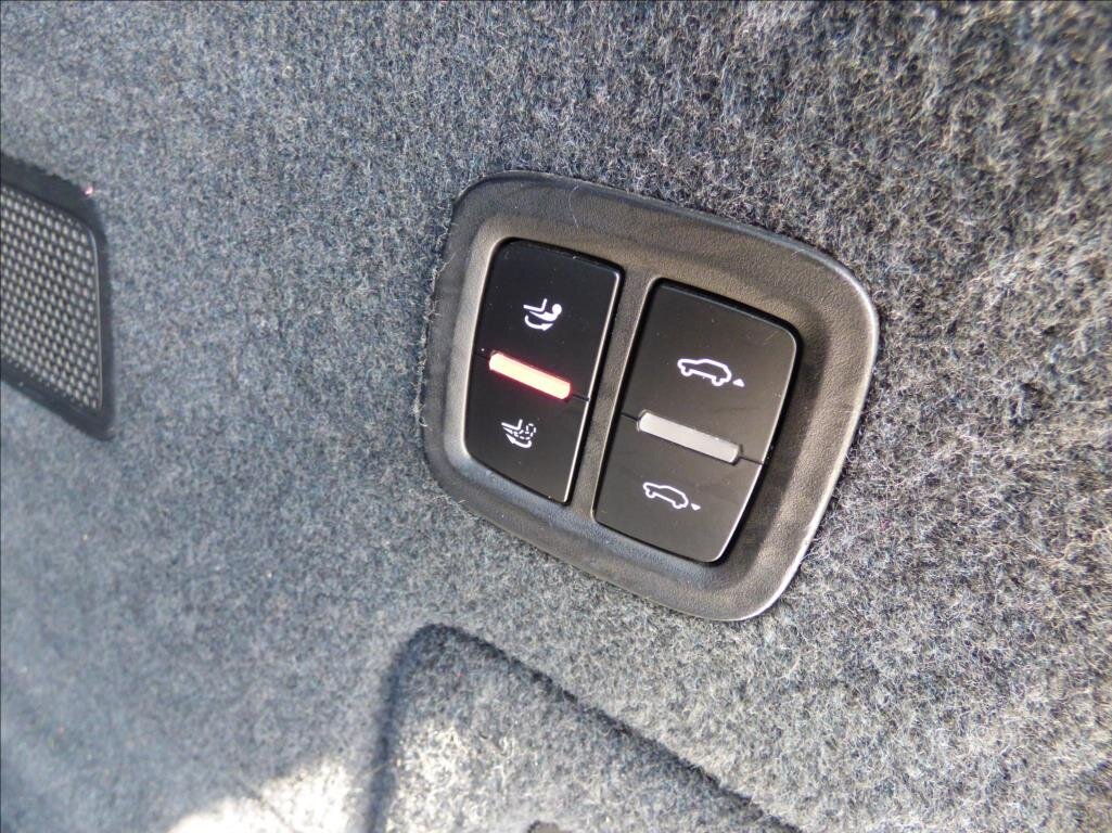 Porsche Cayenne SUV 2,9 l 324 kw