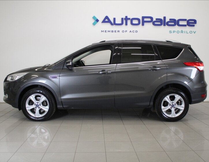 Ford Kuga SUV / Terénní 2,0 l 110 kw