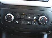 KIA Venga Hatchback 1,4 l 66 kw