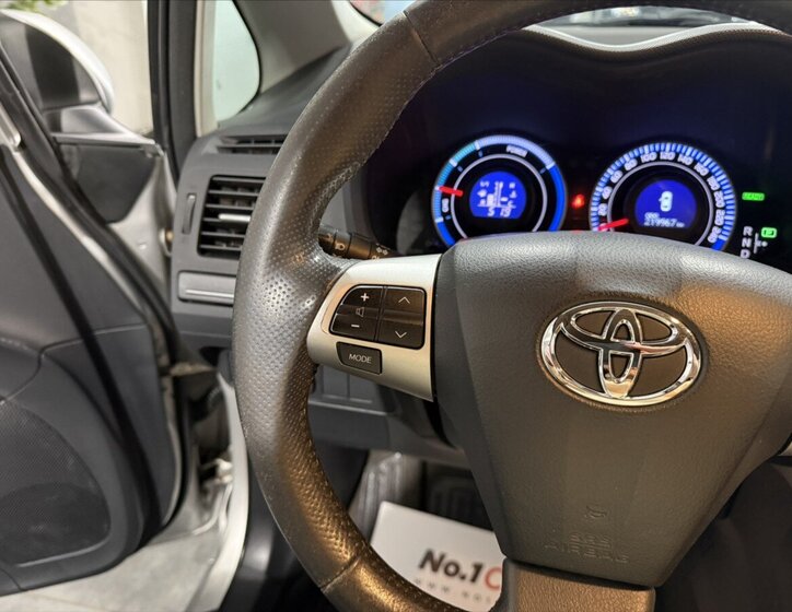 Toyota Auris Hatchback 1,8 l 73 kw