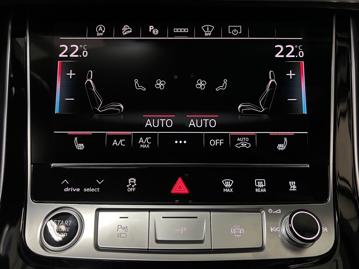 Audi Q8 SUV 3,0 l 210 kw