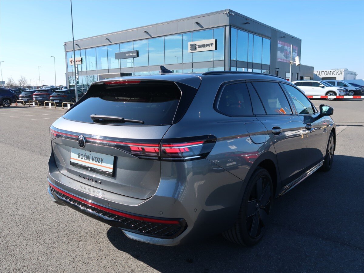 Volkswagen Passat Kombi 1,5 l 130 kw