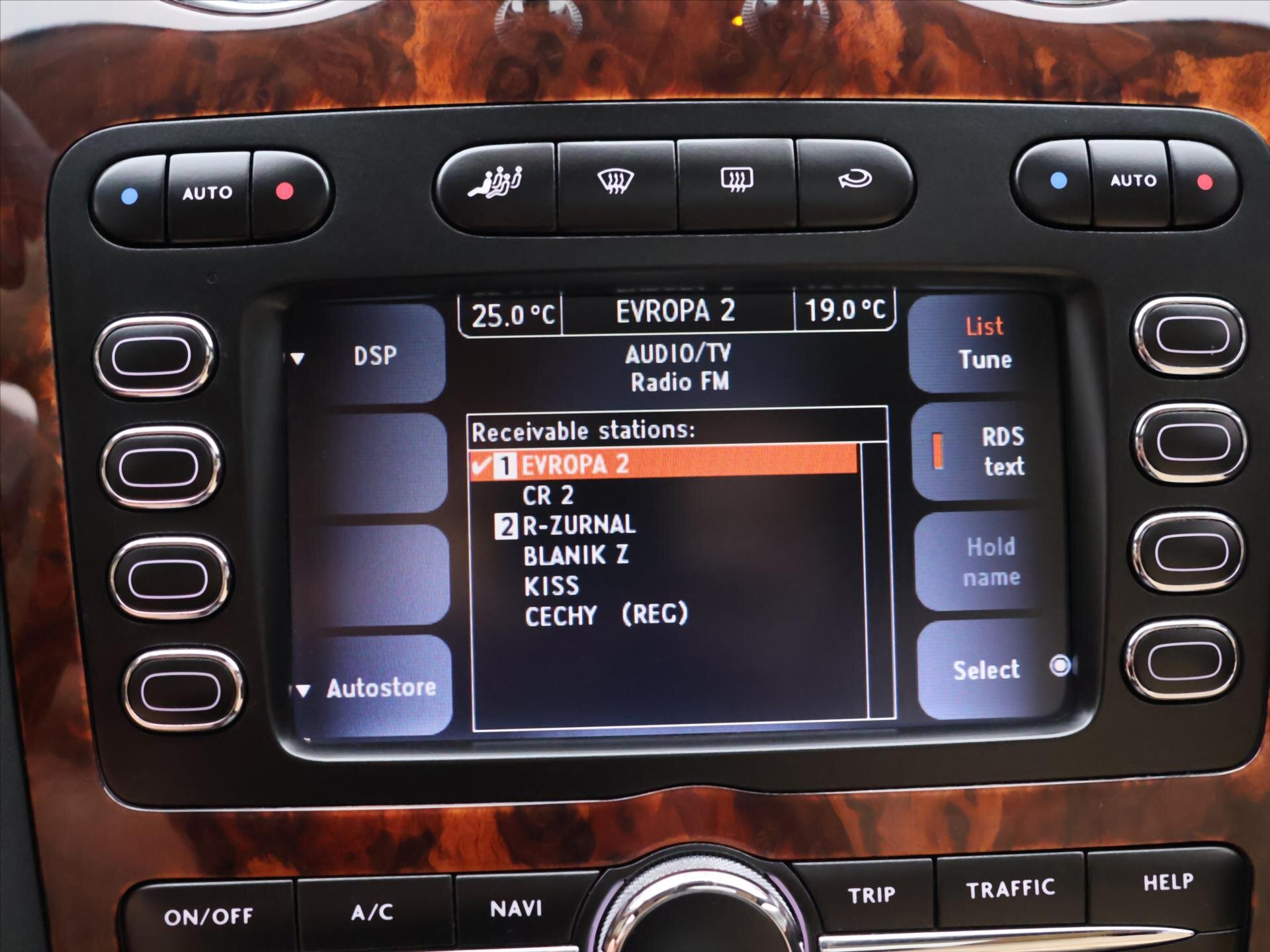 Bentley Continental Flying Spur Sedan 6,0 l 412 kw