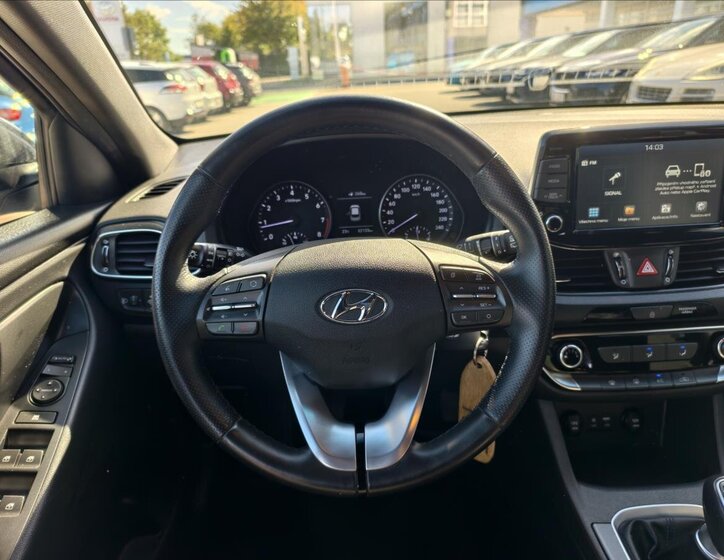 Hyundai i30 Kombi 1,4 l 103 kw