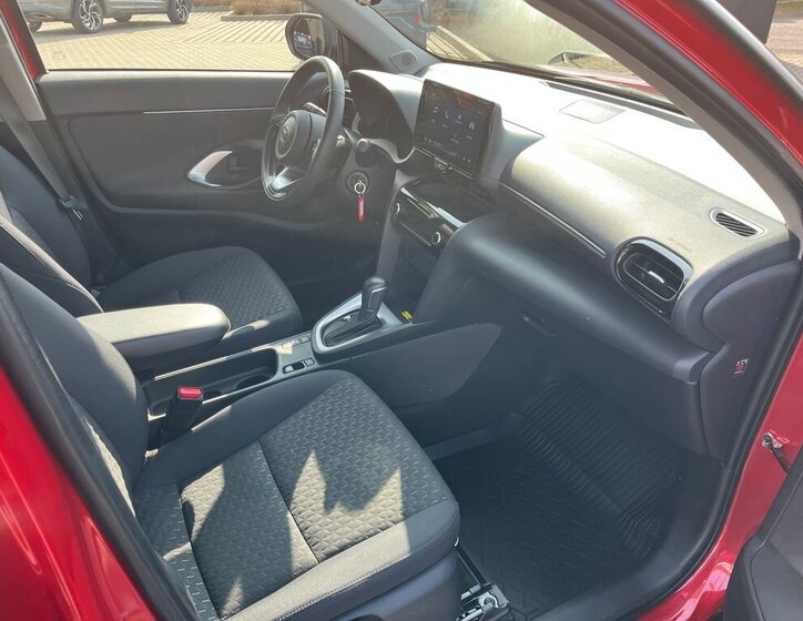 Toyota Yaris Cross SUV / Terénní 1,5 l 68 kw