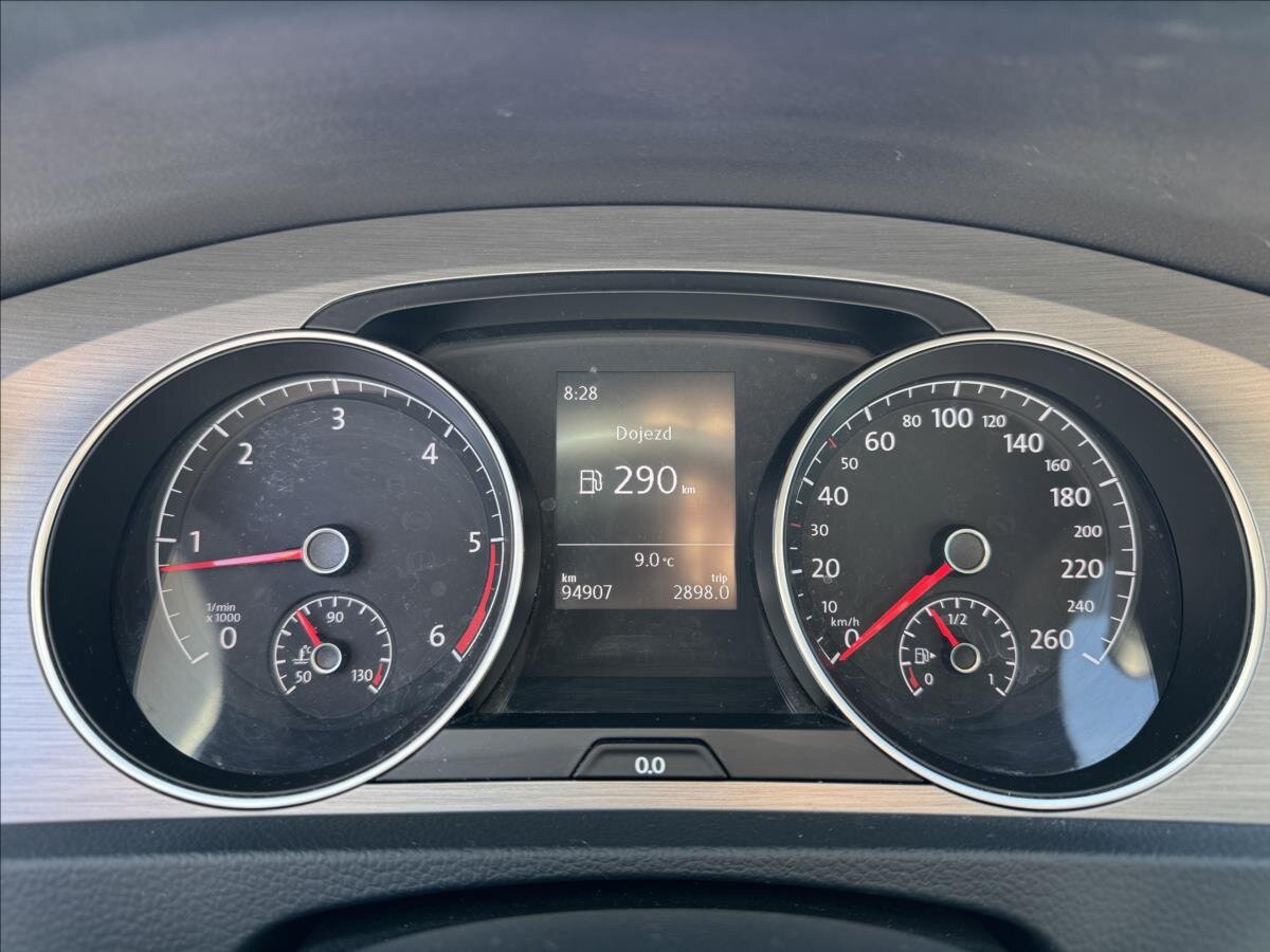 Volkswagen Golf Hatchback 1,6 l 77 kw