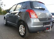 Suzuki Swift 41