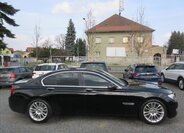 BMW Řada 7 Sedan / Limuzína 3,0 l 190 kw