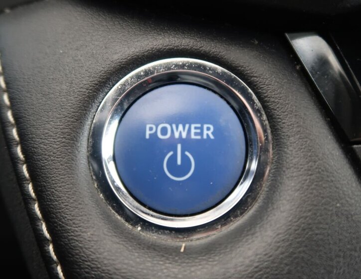 Toyota RAV4 SUV / Terénní 2,5 l 114 kw