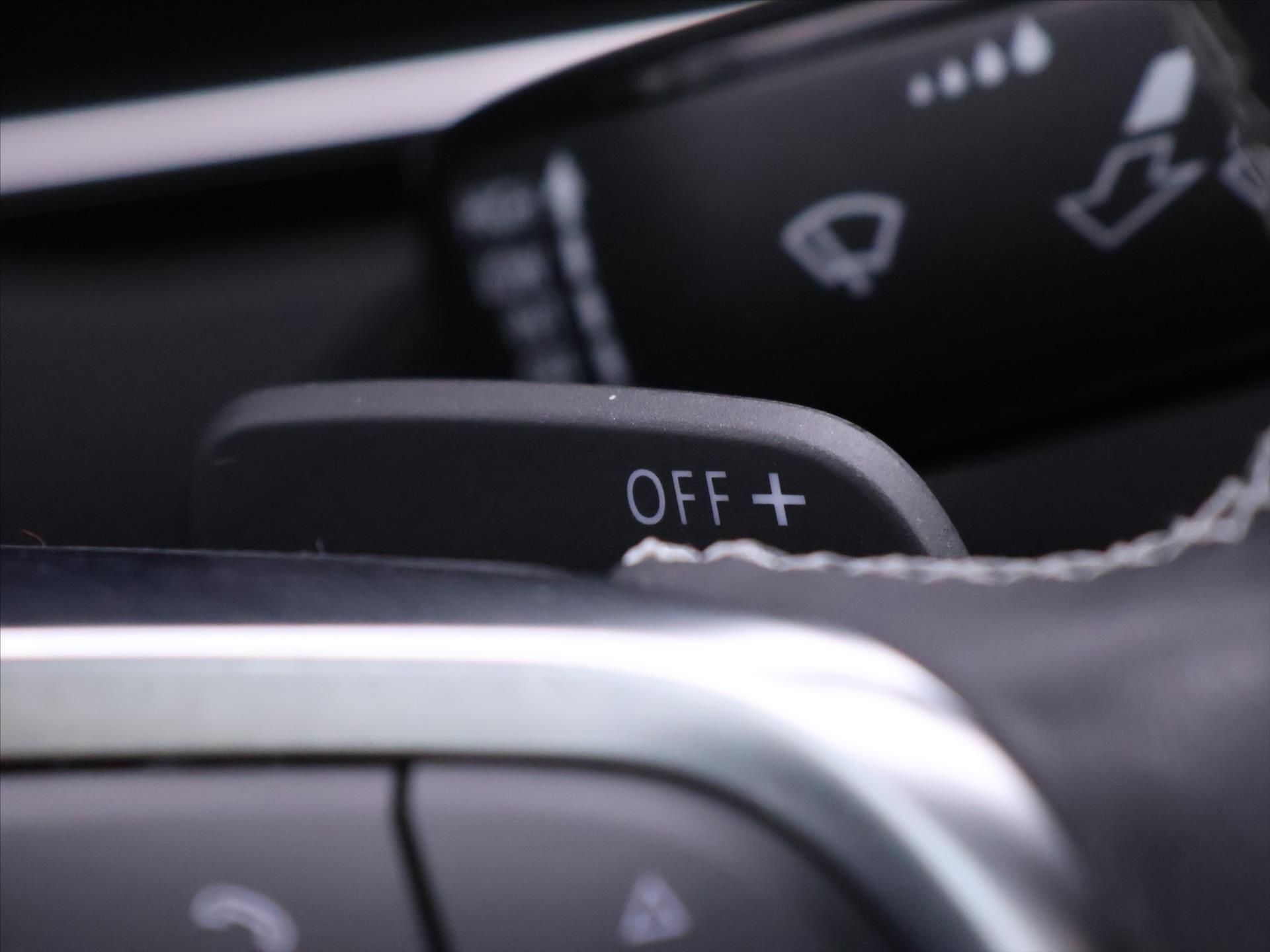 Volkswagen Arteon Liftback 2,0 l 140 kw