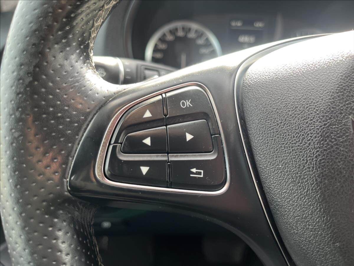Mercedes-Benz Vito MPV 2,1 l 140 kw