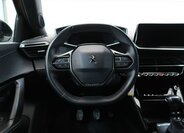 Peugeot 2008 SUV 1,2 l 74 kw