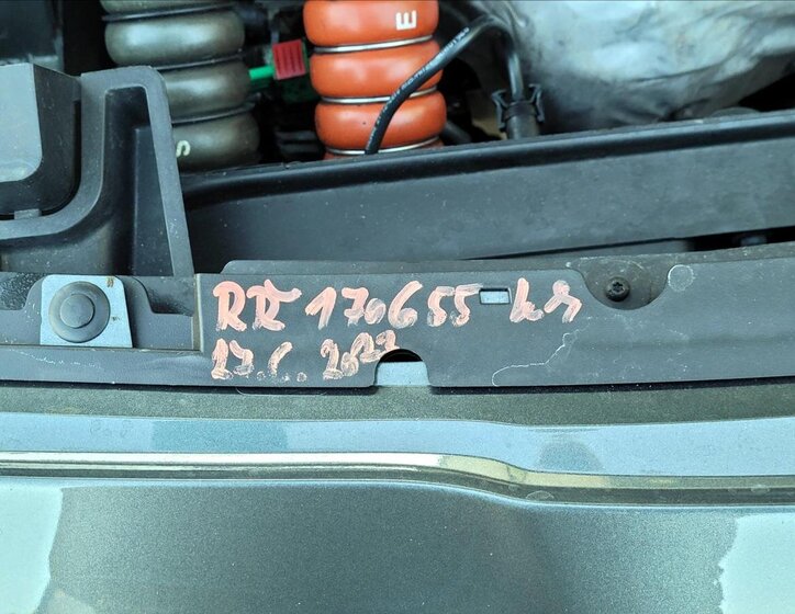 Peugeot 5008 MPV 1,6 l 115 kw