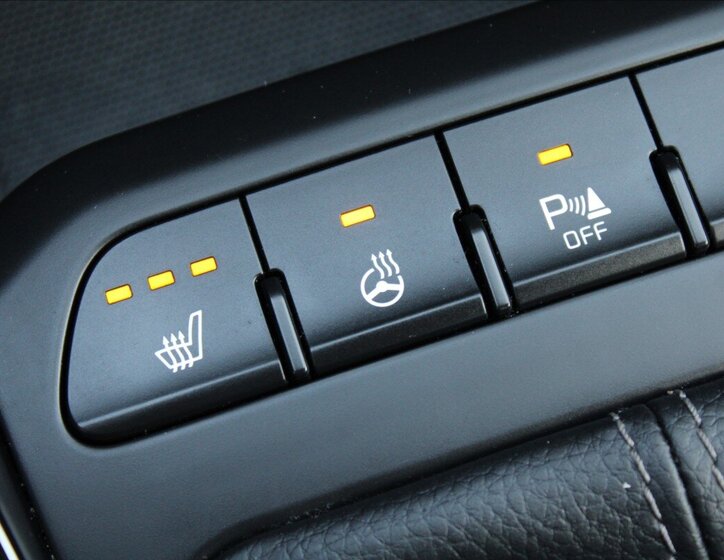 KIA Stonic Hatchback 1,2 l 61 kw