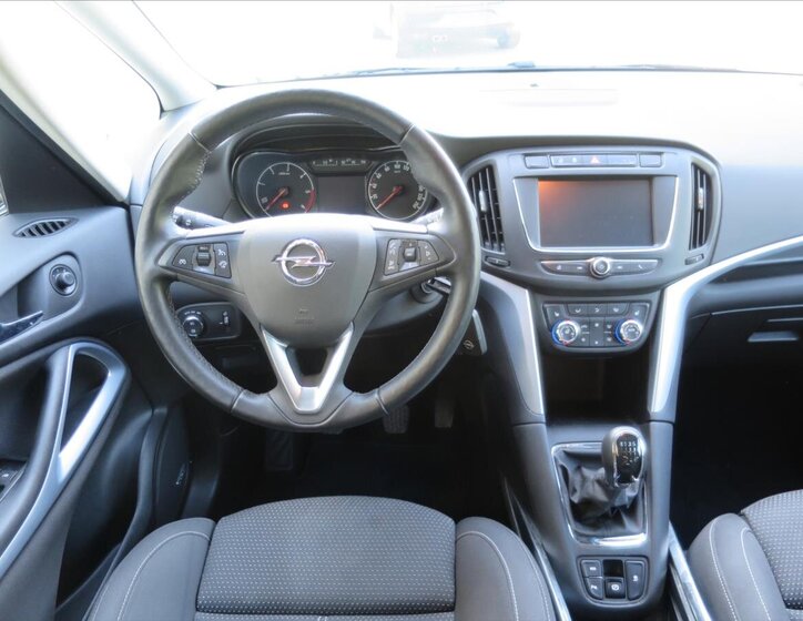 Opel Zafira VAN / Minibus 2,0 l 125 kw