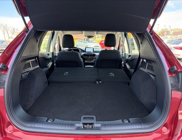 Ford Kuga Kombi 2,0 l 140 kw