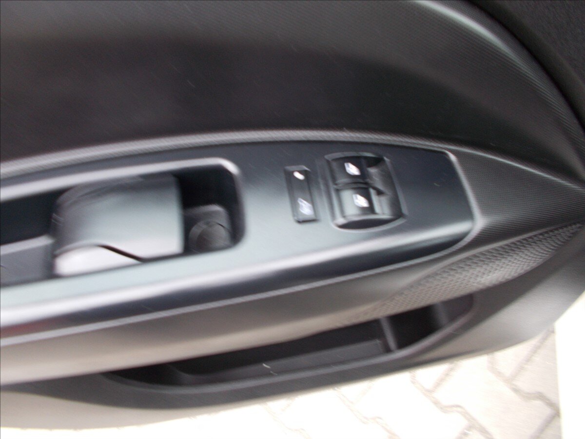 Opel Combo Skříň 1,6 l 77 kw