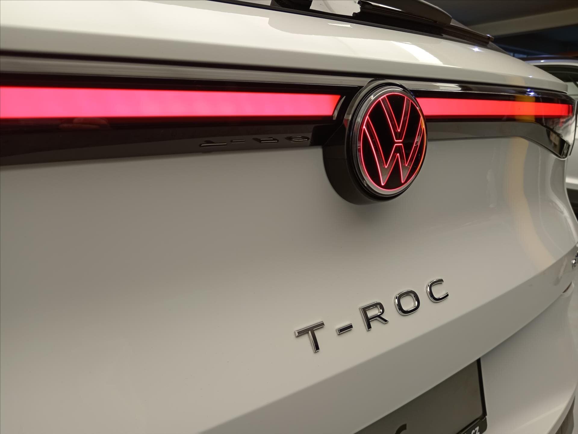 Volkswagen T-Roc SUV / Terénní 1,5 l 110 kw