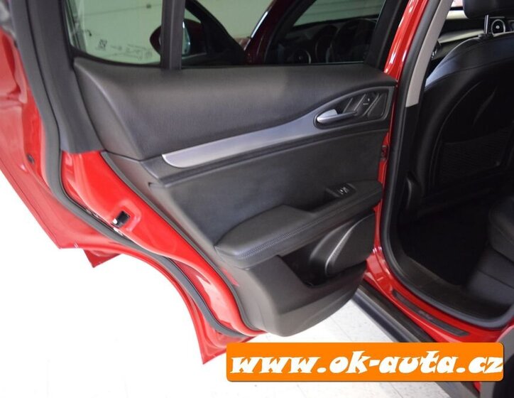 Alfa Romeo Stelvio SUV 2,1 l 140 kw