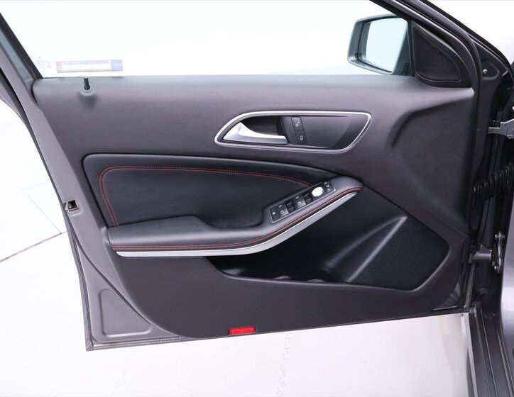 Mercedes-Benz Třídy A 11