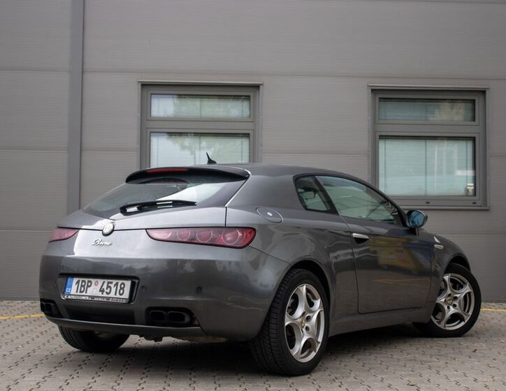 Alfa Romeo Brera 5